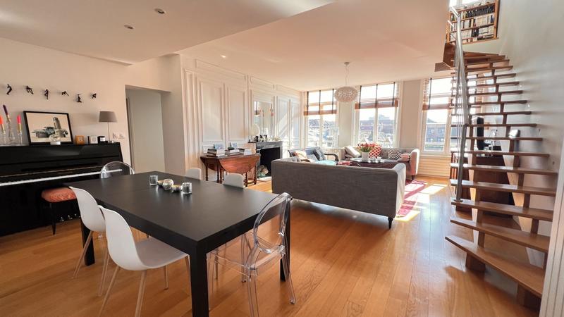 Appartement - 187 m² - 8 pièces