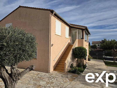 Maison - 90 m² - 5 pièces