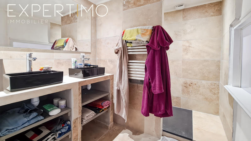 Maison de village - 165 m² - 8 pièces