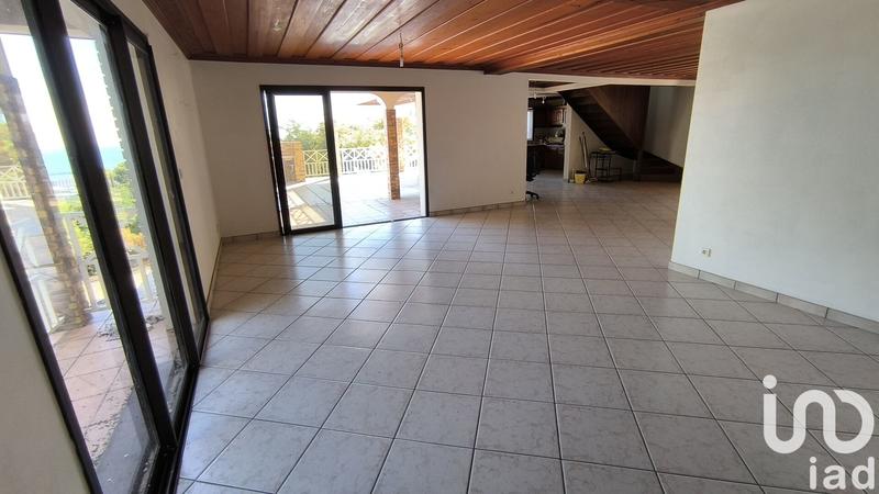 Maison - 232 m² - 6 pièces