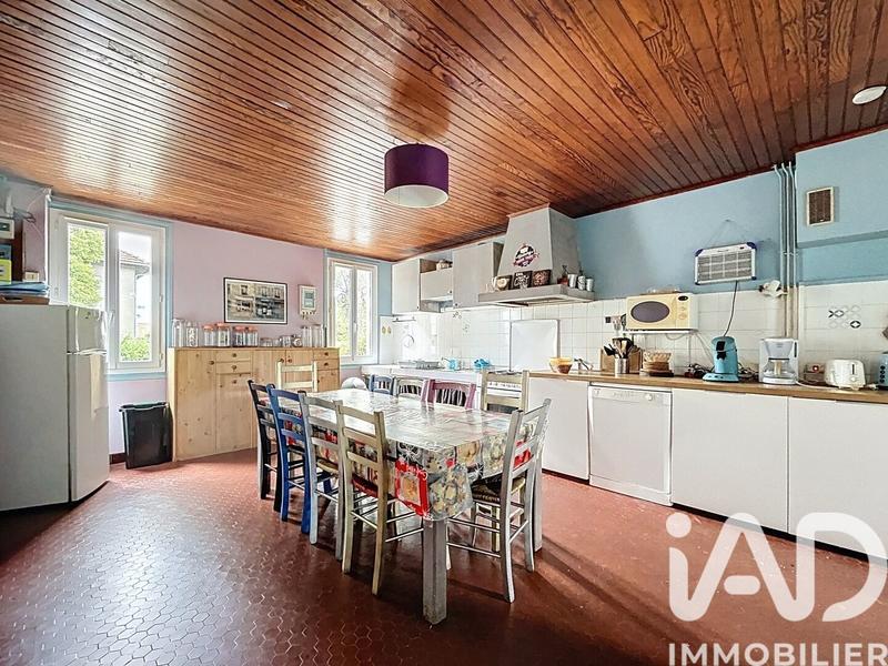 Maison - 169 m² - 8 pièces