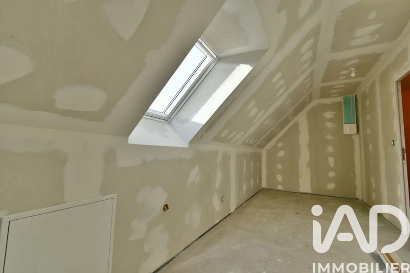 Maison - 122 m² - 5 pièces