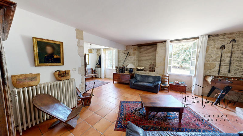 Maison ancienne - 274 m² - 14 pièces