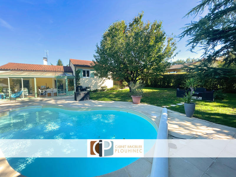 Maison - 136 m² - 6 pièces