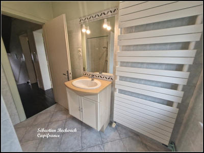 Maison de village - 150 m² - 7 pièces