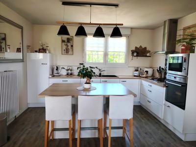 Maison - 145 m² - 6 pièces