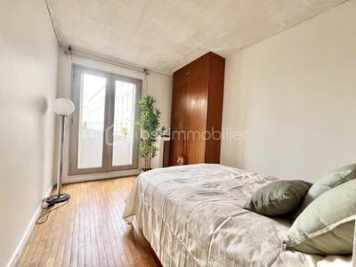 Appartement - 83 m² - 5 pièces