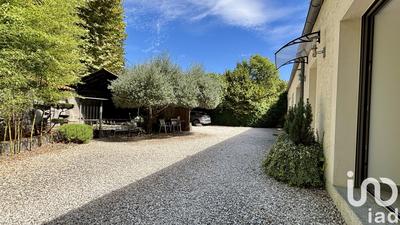 Maison - 182 m² - 4 pièces