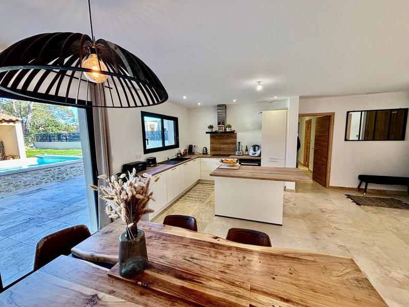 Villa - 108 m² - 4 pièces