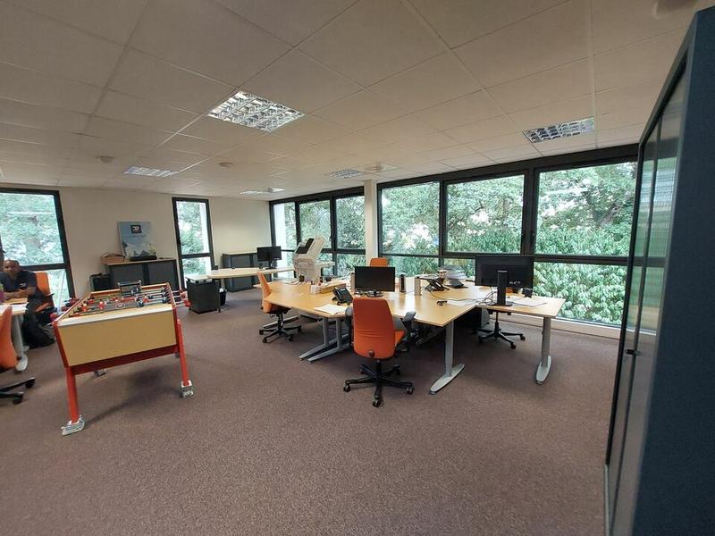 Bureau - 85 m²