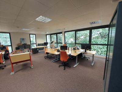 Bureau - 85 m²