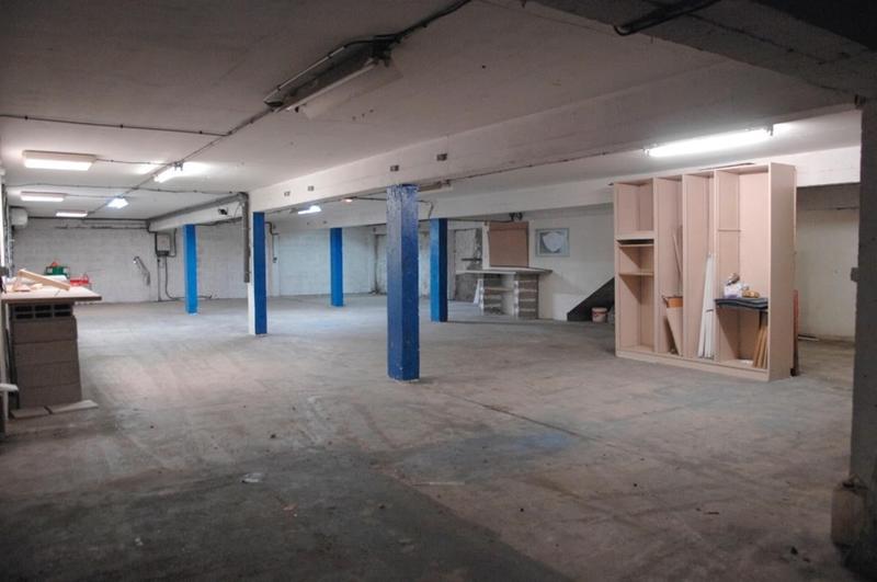 Immeuble - 1 000 m² - 15 pièces