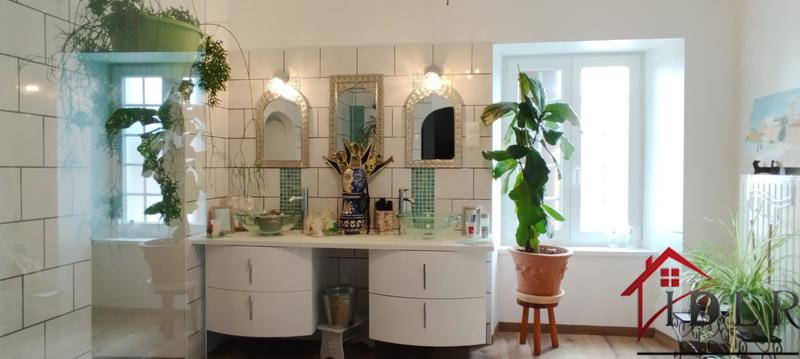 Corps de ferme - 220 m² - 7 pièces