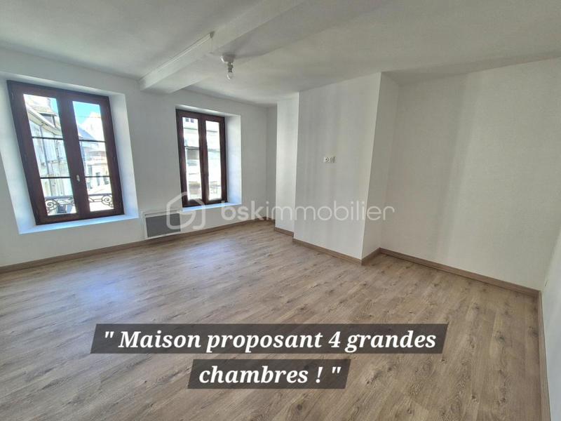 Maison - 140 m² - 5 pièces
