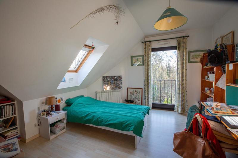 Maison - 201 m² - 8 pièces