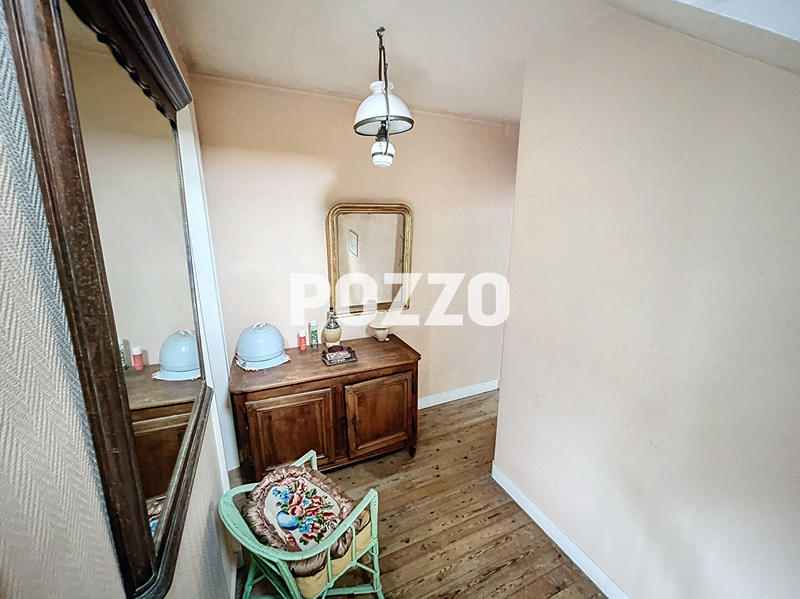 Maison - 145 m² - 8 pièces