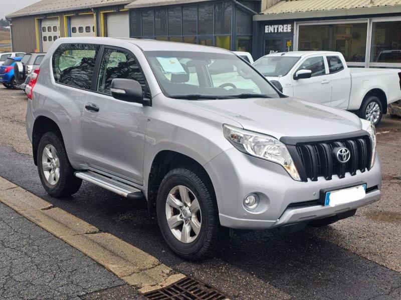 Toyota Land Cruiser (Kdj150) (2) 177 d-4d Life 3p Bv6 5 Places