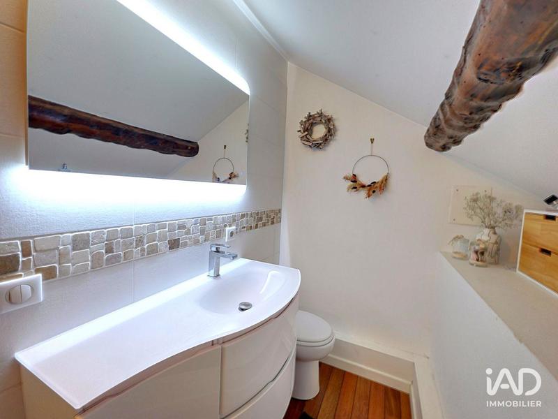 Maison - 270 m² - 5 pièces