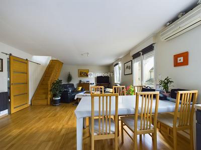 Maison - 126 m² - 7 pièces