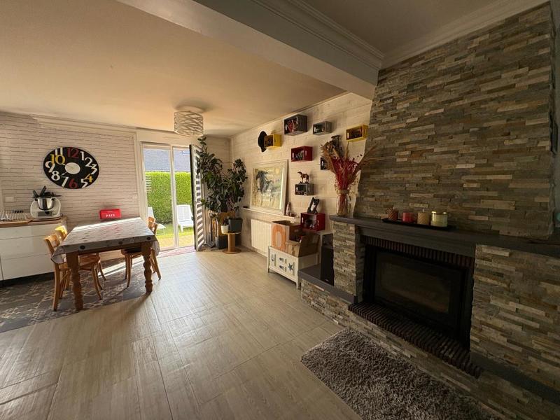 Maison - 92 m² - 5 pièces