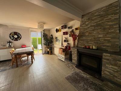 Maison - 92 m² - 5 pièces