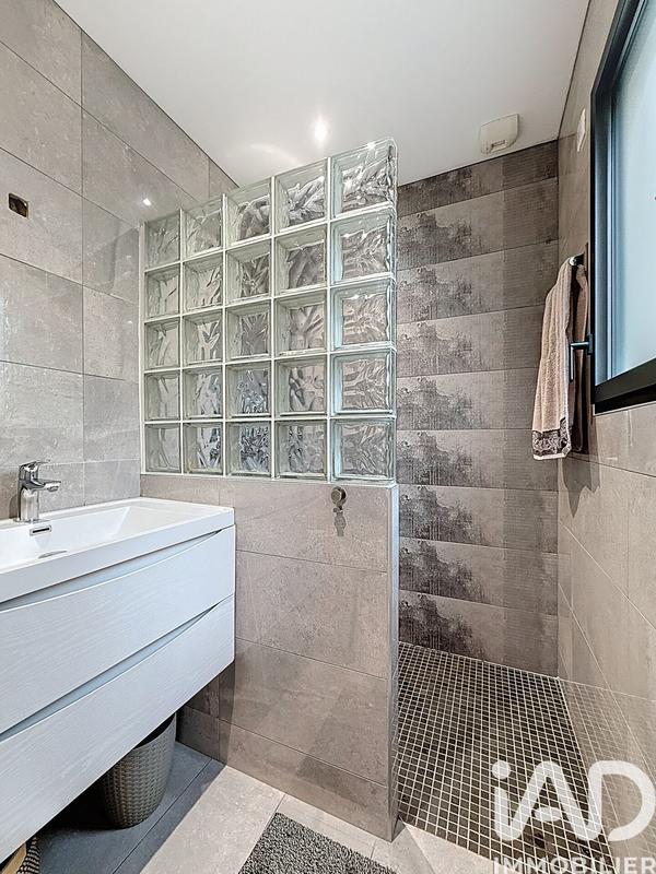 Maison - 134 m² - 6 pièces