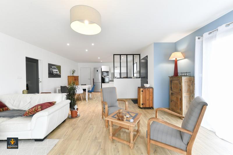 Maison - 94 m² - 4 pièces