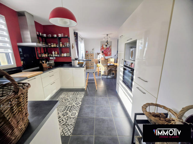 Maison contemporaine - 97 m² - 6 pièces