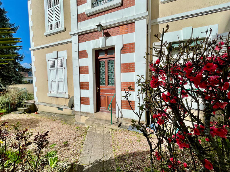 Maison - 105 m² - 5 pièces