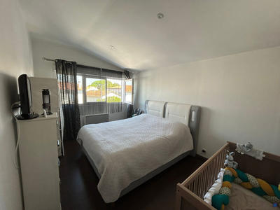 Maison - 180 m² - 5 pièces