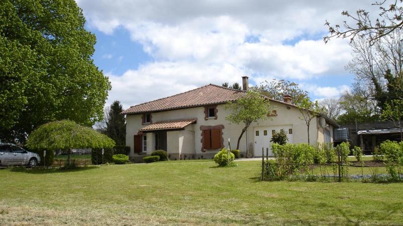 Propriété - 130 m² - 6 pièces