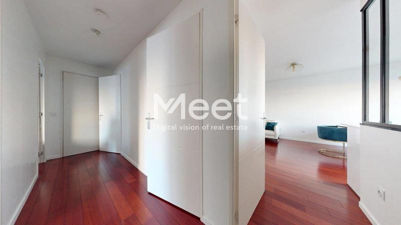 Appartement - 92 m² - 5 pièces