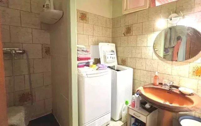 Maison - 228 m² - 12 pièces