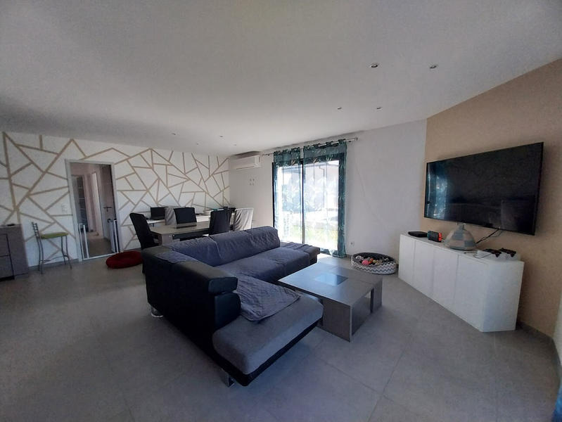 Maison - 140 m² - 5 pièces