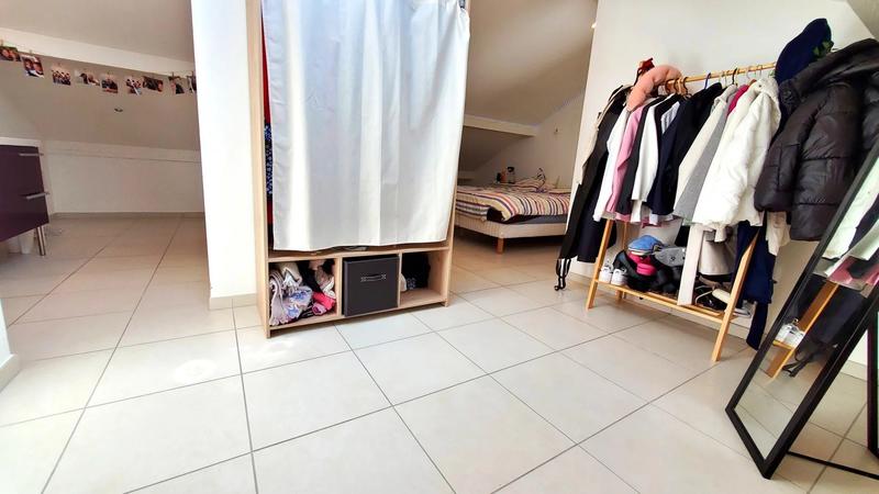 Maison - 181 m² - 5 pièces