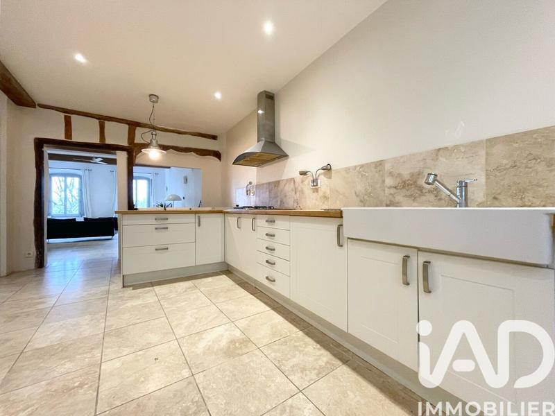 Maison - 205 m² - 7 pièces