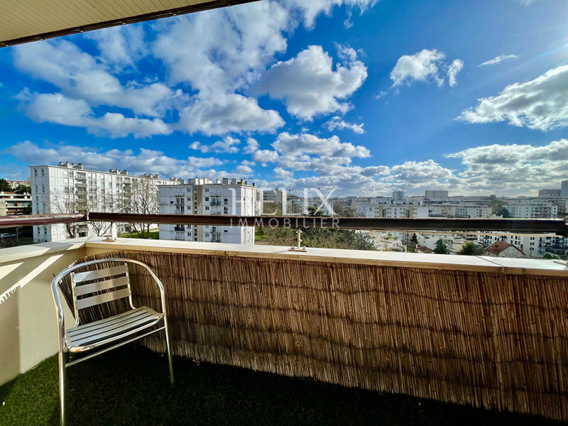 Appartement - 133 m² - 5 pièces