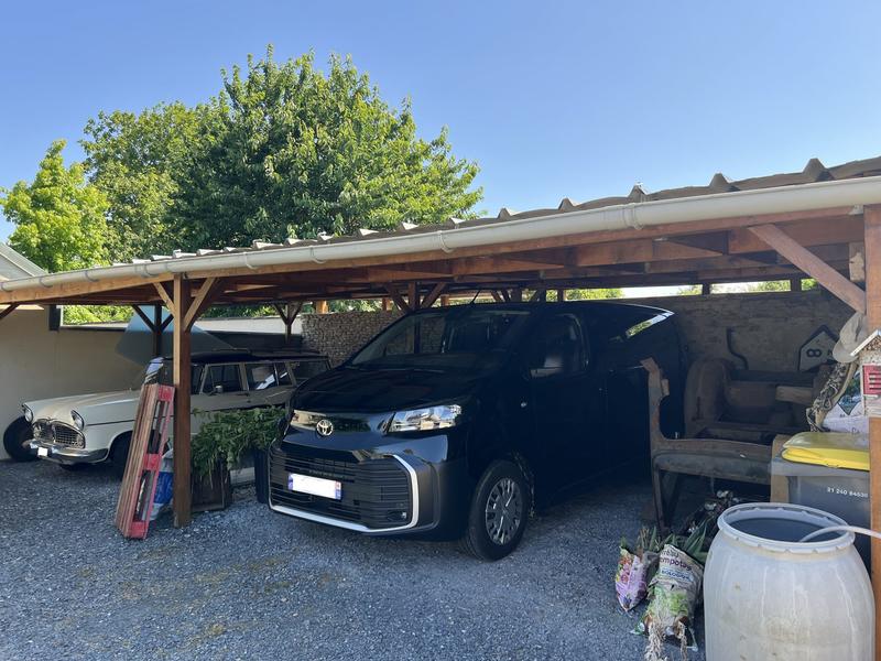 Maison traditionnelle - 187 m² - 8 pièces