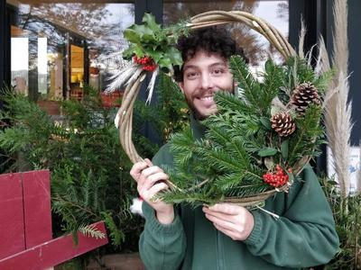 Couronnes de Noël au naturel, à la Cueillette de l'Aragnon