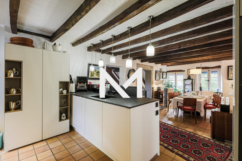 Maison - 190 m² - 5 pièces