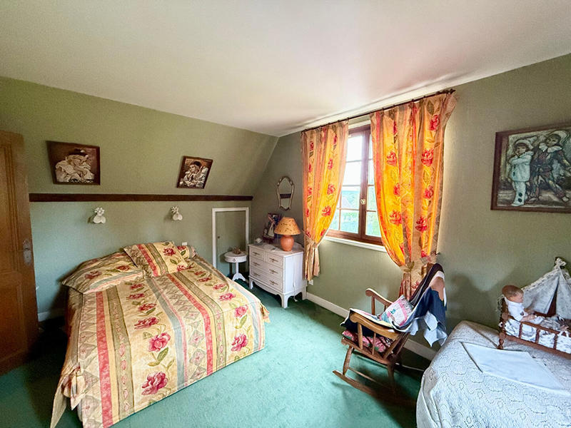 Maison - 160 m² - 8 pièces