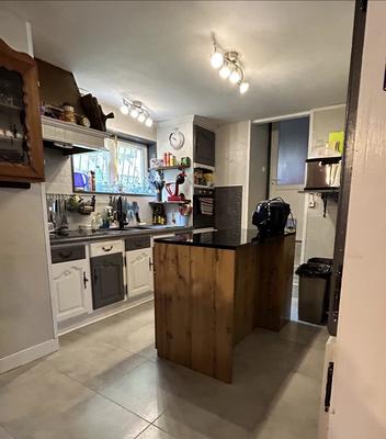 Maison - 191 m² - 7 pièces