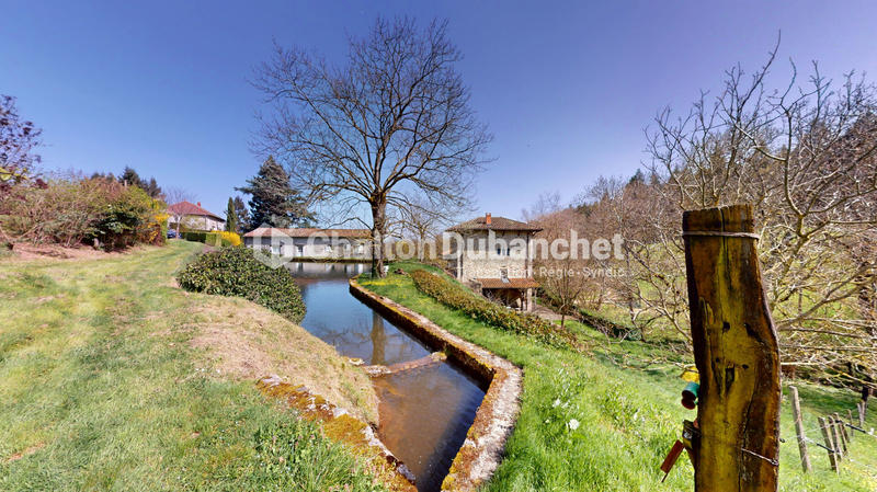 Maison - 380 m² - 7 pièces