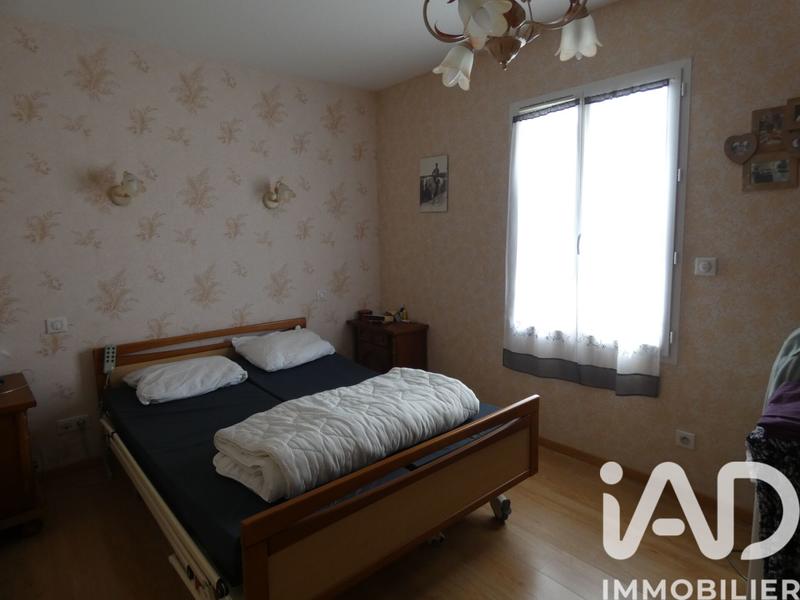 Maison - 250 m² - 17 pièces