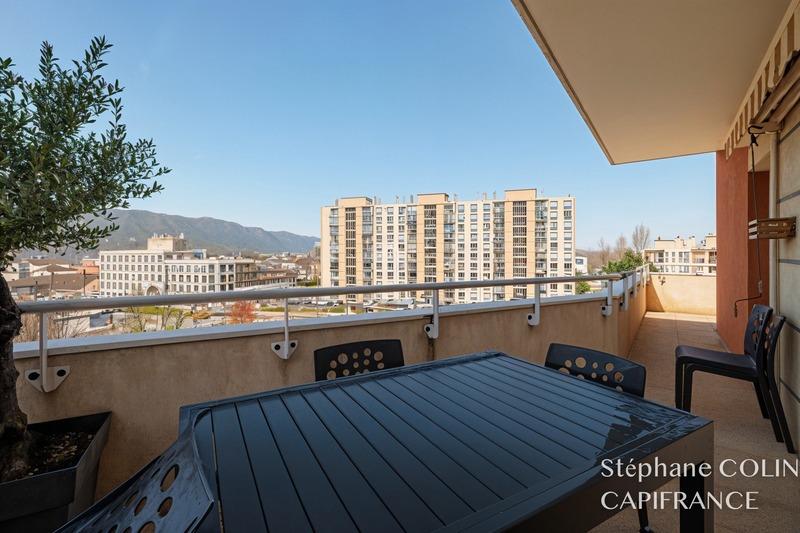 Appartement - 116 m² - 5 pièces