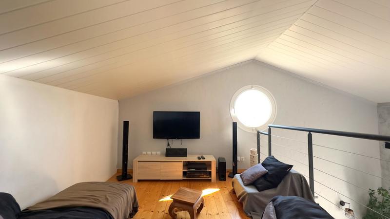 Maison - 207 m² - 6 pièces