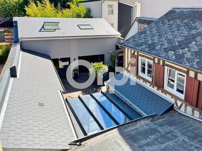 Propriété - 276 m² - 10 pièces