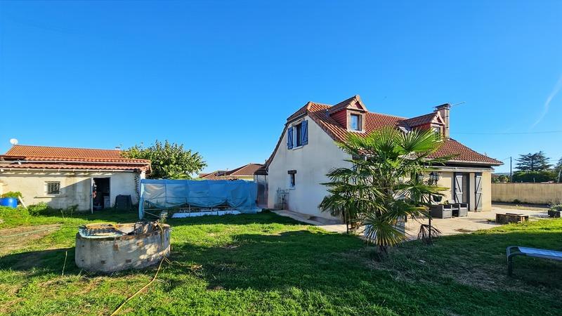 Maison - 103 m² - 4 pièces