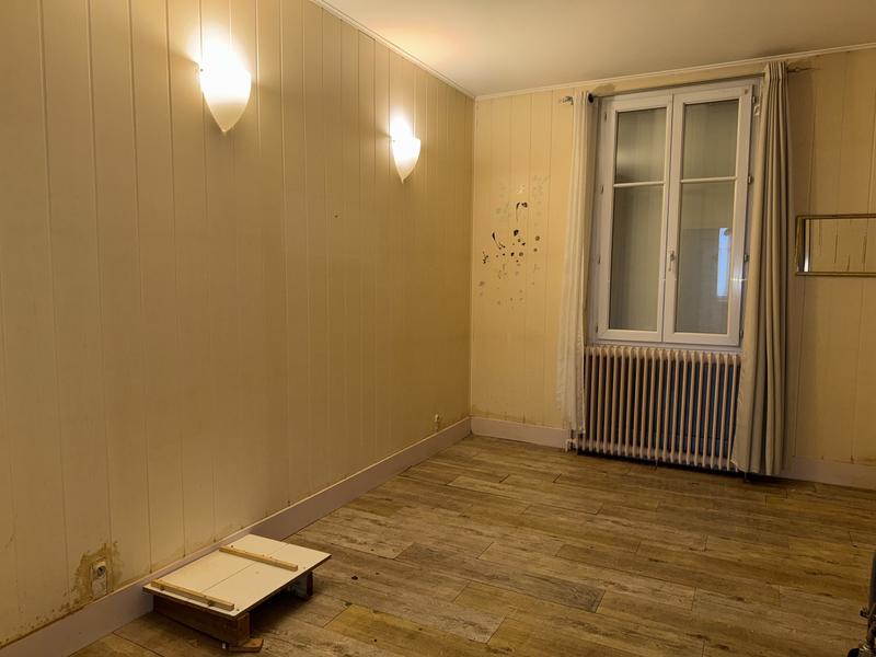 Maison traditionnelle - 93 m² - 4 pièces