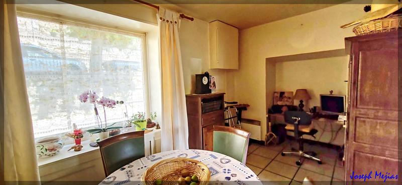 Maison - 80 m² - 6 pièces